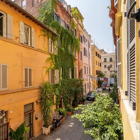 Domus Leopardo, Typical Trastevere Flat In Center アパート *