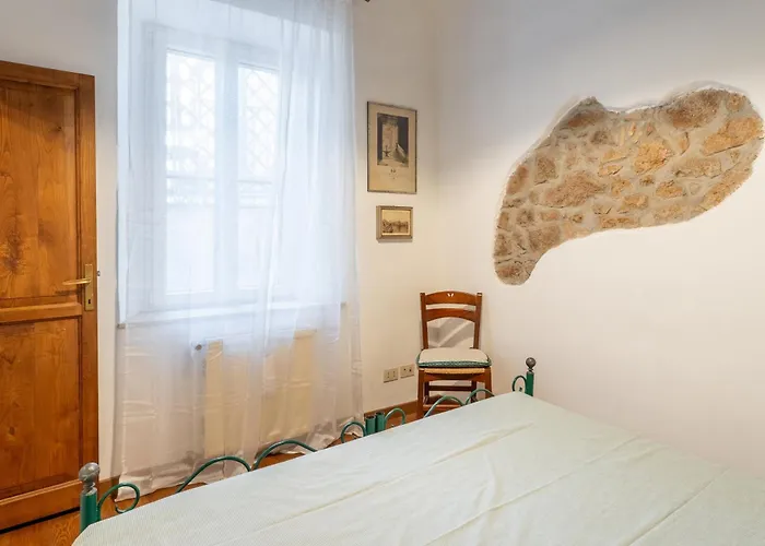 Daire Domus Leopardo, Typical Trastevere Flat In Center *